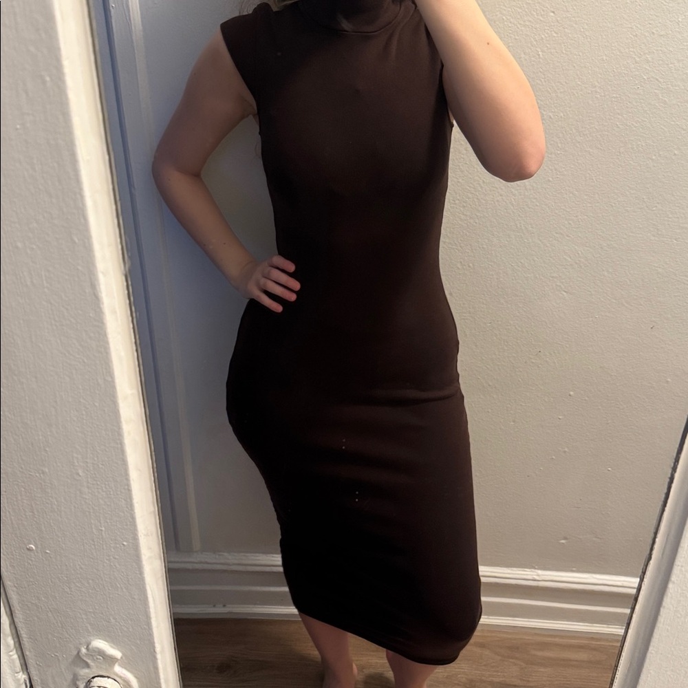 Zara Brown Cap-Sleeve Maxi Dress